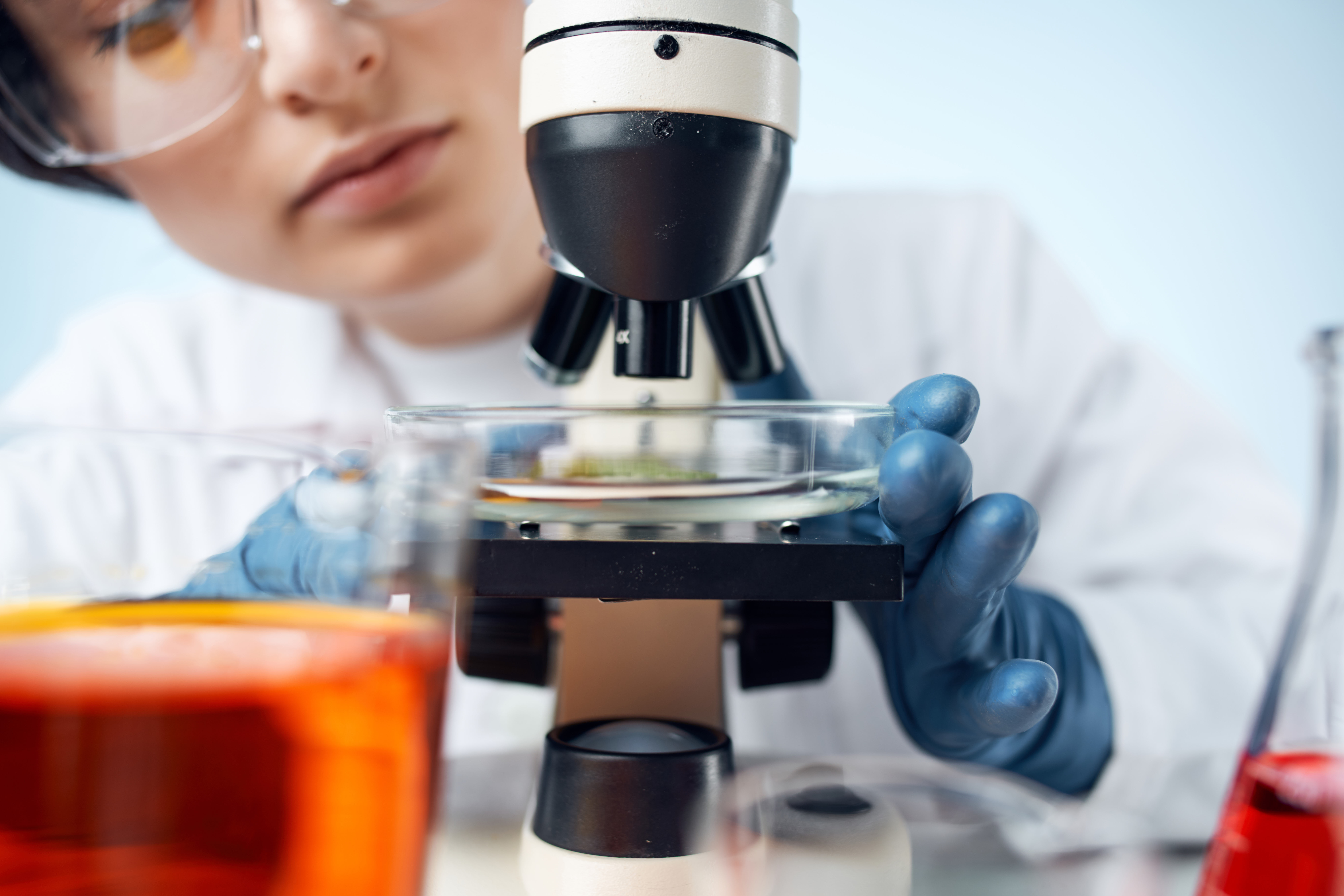 Laboratory microscope research